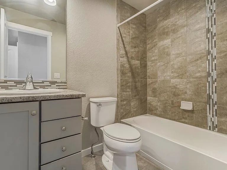 1354 Sunshine Valley Way — Photo 15