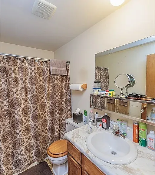 19021 Abby Ave — Photo 10