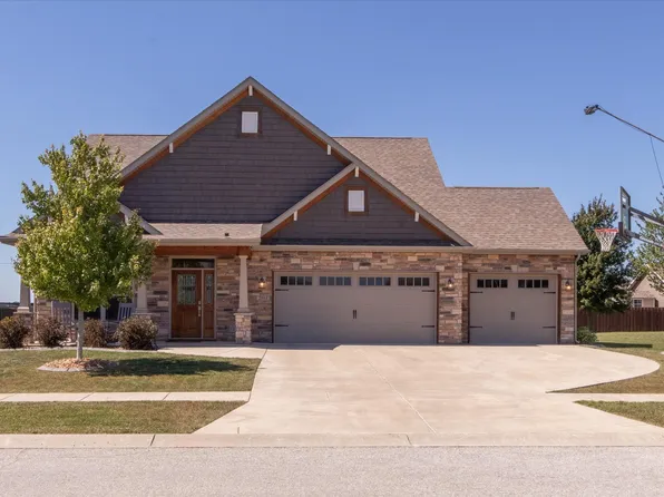 2904 Lily Dr, Lebanon, IN 46052