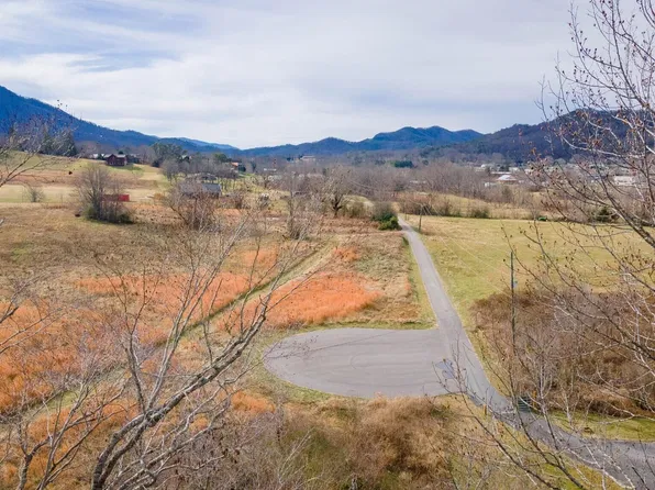 LOT 10 Tarwater Ln, Sevierville, TN 37862