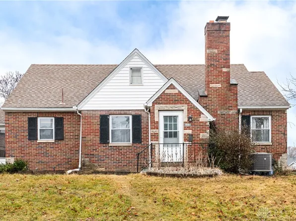 2904 Hilton Dr, Kettering, OH 45409