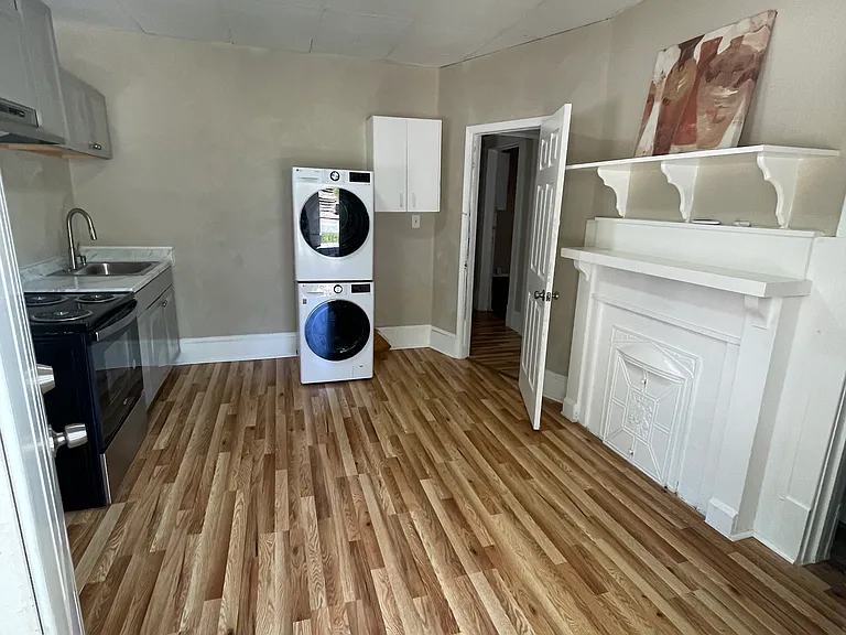 991 Walnut St #A — Photo 3