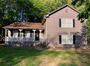 2506 Ashworth Lake Rd, Snellville, GA 30078