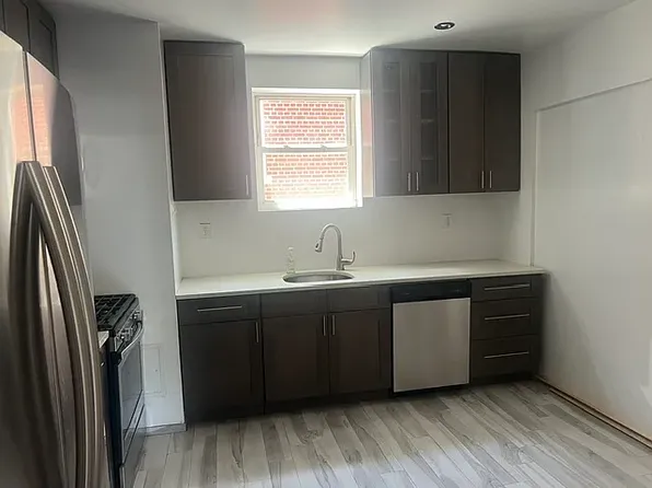 (undisclosed Address), Bronx, NY 10461