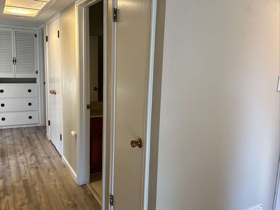 2nd image of 359 Palin Ave