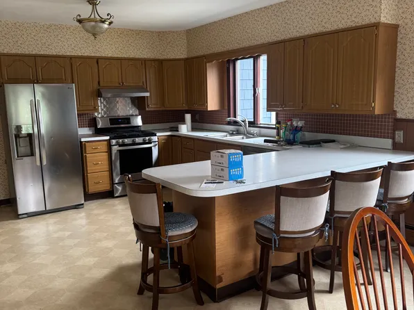 17 Cross St #1, Danbury, CT 06810