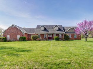 1110 Spring Breeze Ct, Nixa, MO 65714
