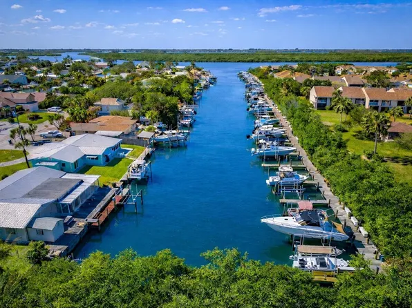 3206 S Lakeview Circle #1101, Fort Pierce, FL 34949