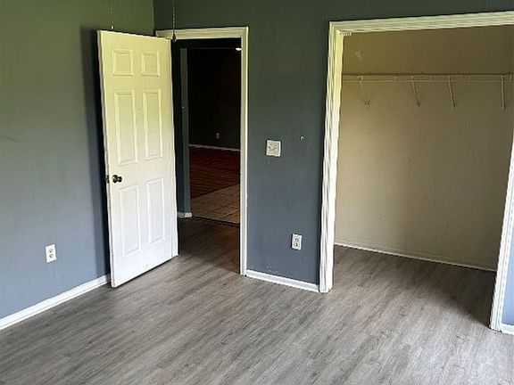 3rd image of 20 Major St
