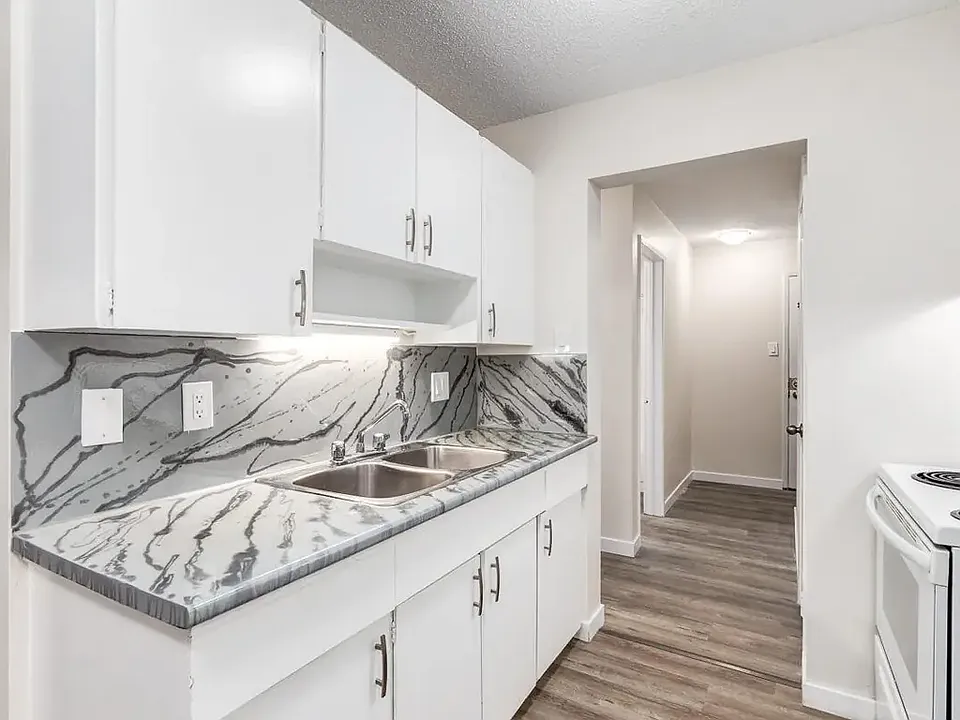 11040 83rd St NW