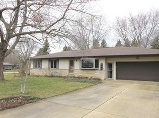 1230 93rd Ave, Kenosha, WI 53144