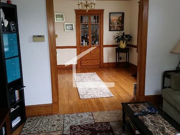 2nd image of 24 Lyne Rd