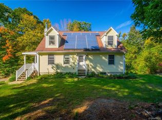 200 Chestnut Hill Rd, East Hampton, CT 06424