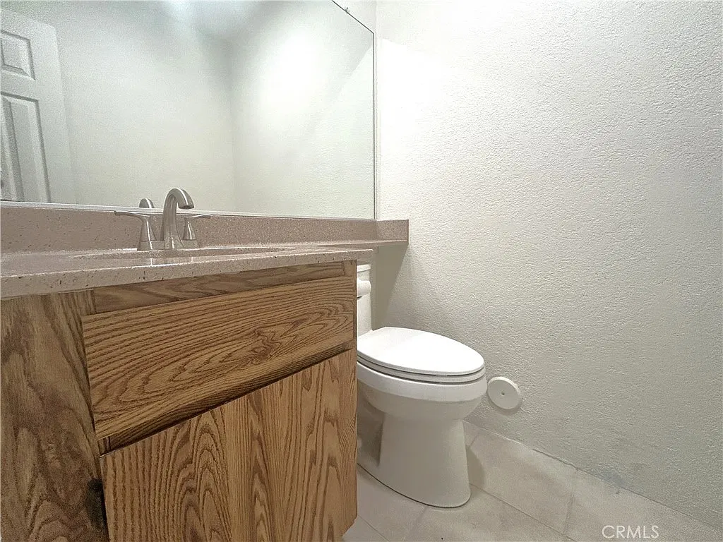 15202 Shadybend Dr — Photo 2
