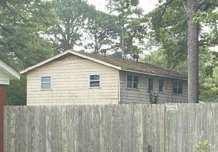 2nd image of 8202 Kipling Ln