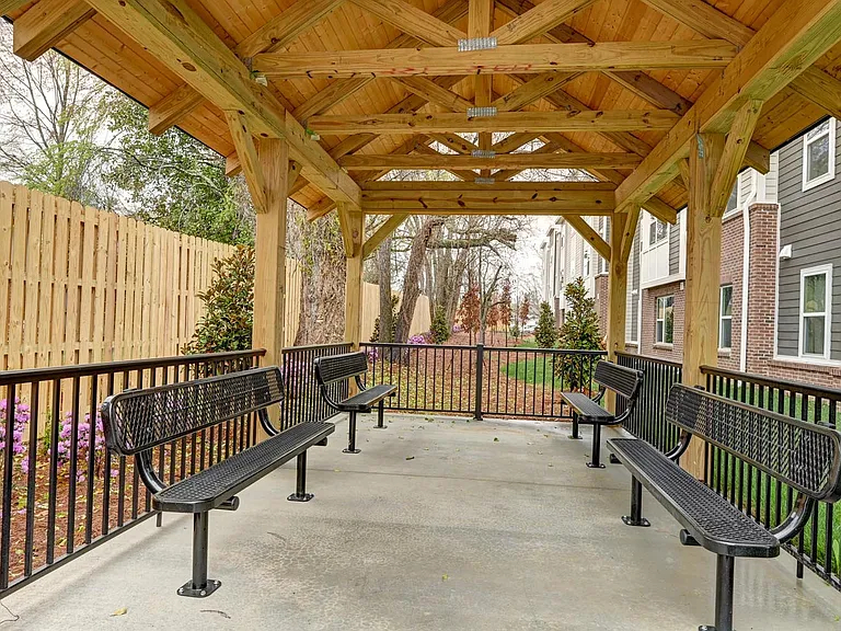 Hawkins Pointe — Photo 32