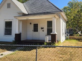 1527 S Moffet Ave, Joplin, MO 64804