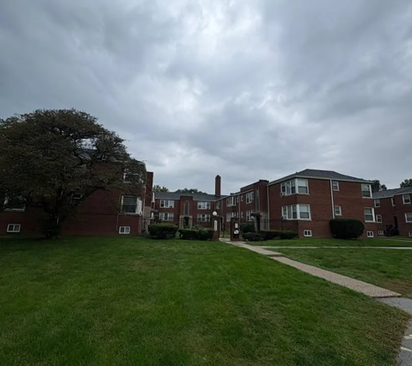 Knoxville Manor