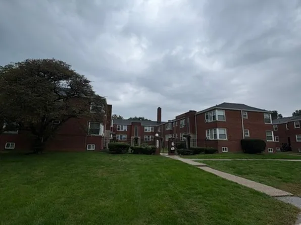 Knoxville Manor