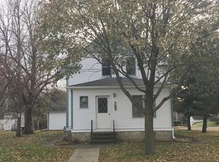241 1st Ave SW, Glenville, MN 56036