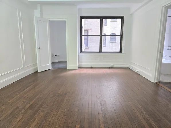 162 West 56th Street 1101 image 4 of 4
