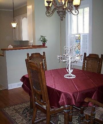 Dining Room and Bar area