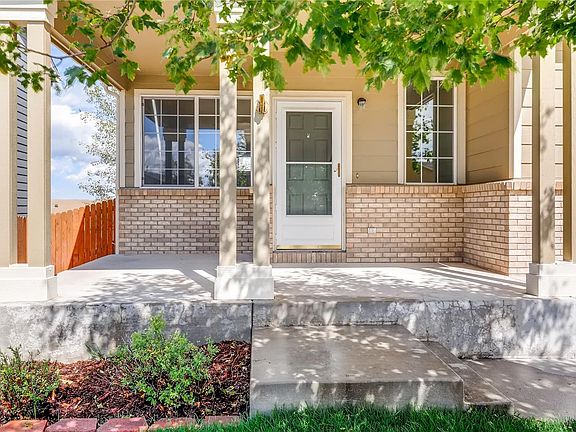 3rd image of 2352 Pinyon Jay Dr