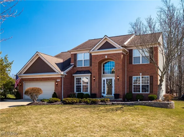 20319 Colleen Ct, Strongsville, OH 44149