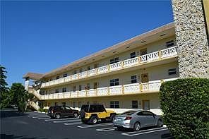 4th image of 5131 W Oakland Park Boulevard #107
