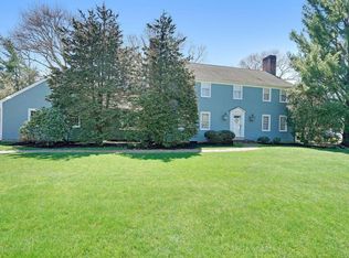 8 Pilgrim Hollow Rd, Ocean, NJ 07712