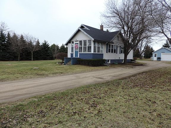 3rd image of 1227 96th Ave