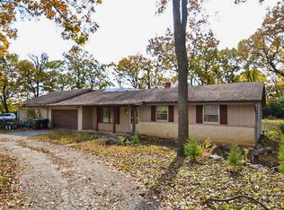 S79W32409 Sugden Rd, Mukwonago, WI 53149