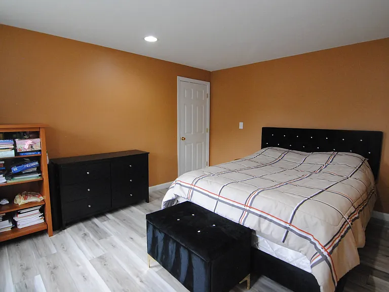 27 Hollyhock Ave — Photo 14