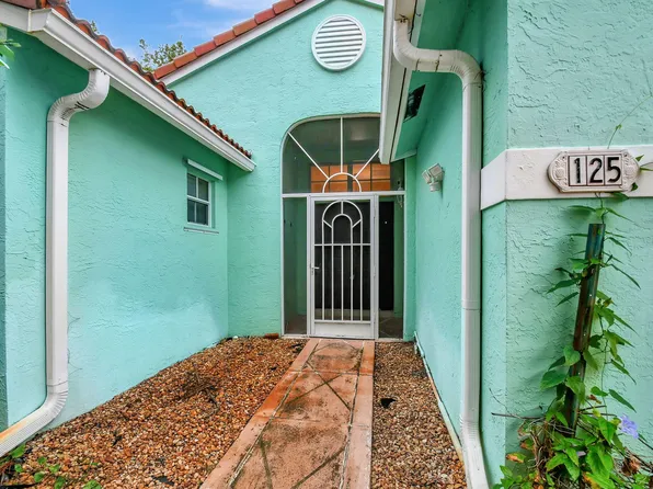 125 Egret Circle, Greenacres, FL 33413