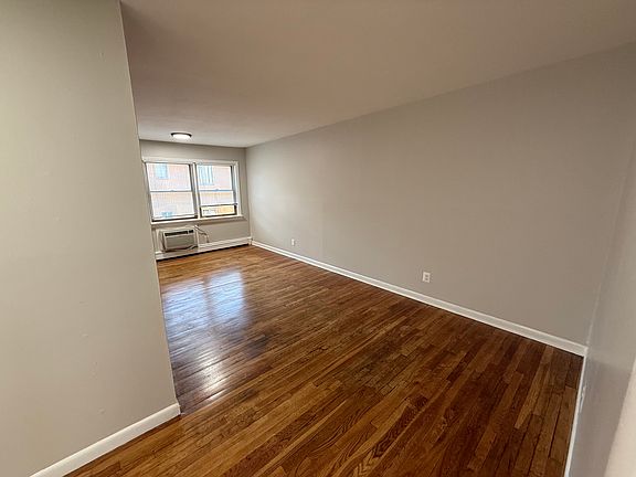 3rd image of 308 High Ave APT 2M