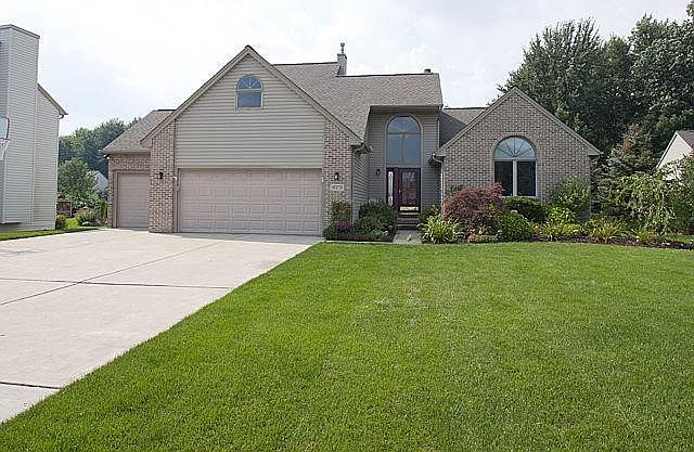 1st image of 375 Dogwood Ct