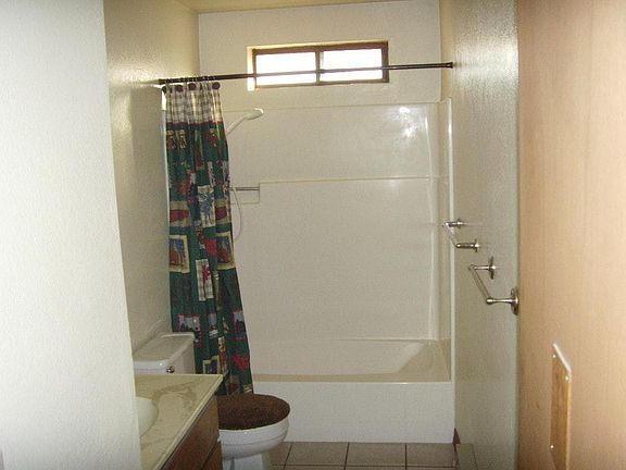 4th image of 578 Meadow View Dr