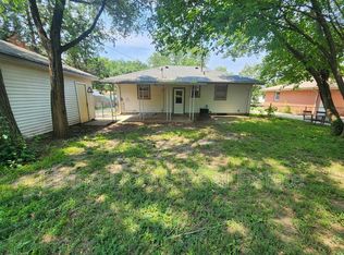 3910 N 12th St, Lincoln, NE 68521