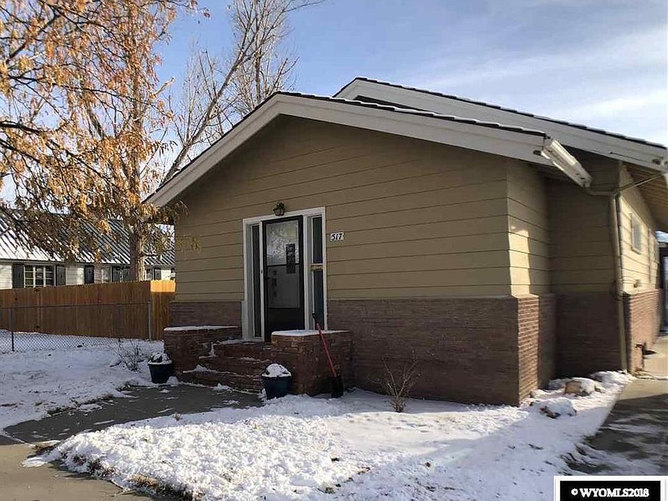 1st image of 517 3rd Ave S