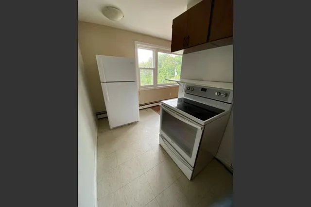 110 Breton Rd #22 — Photo 8