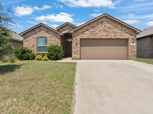 717 Key Deer Dr, Burleson, TX 76028
