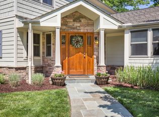 2045 Freedom Ln, Falls Church, VA 22043