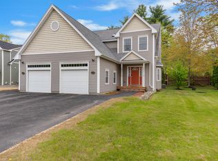22 Harvest Hill Ln UNIT 4, Auburn, ME 04210