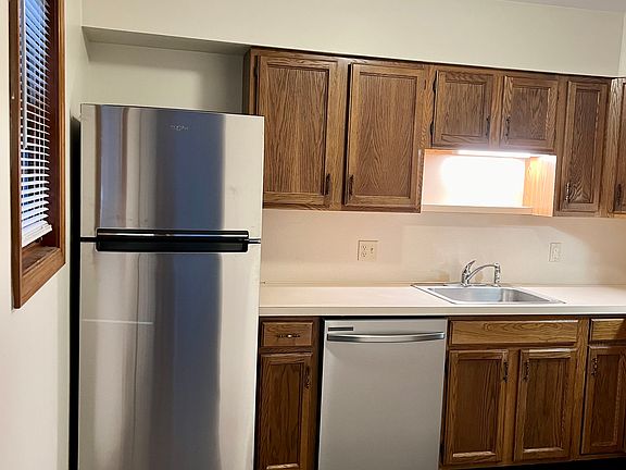 4th image of 19A Chestnut St #A