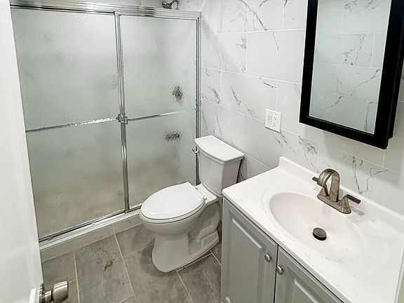 3rd image of 35 Cypress Ave #2