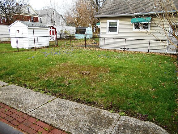 2nd image of 658 Payne Ave