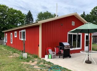 5541 S Pleasantview Rd, Harbor Springs, MI 49740