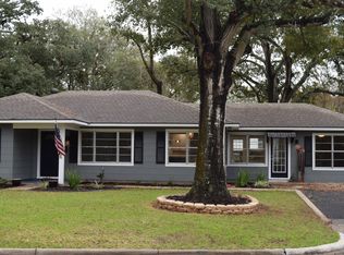 714 Eagle Lake Rd, Sealy, TX 77474