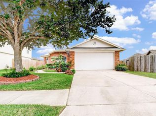 171 Rodeo Dr, Manvel, TX 77578