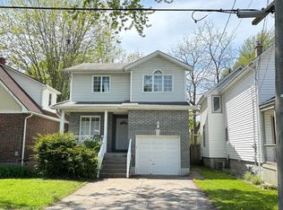 160 Nelson St #2, Kingston, ON K7L 3X1